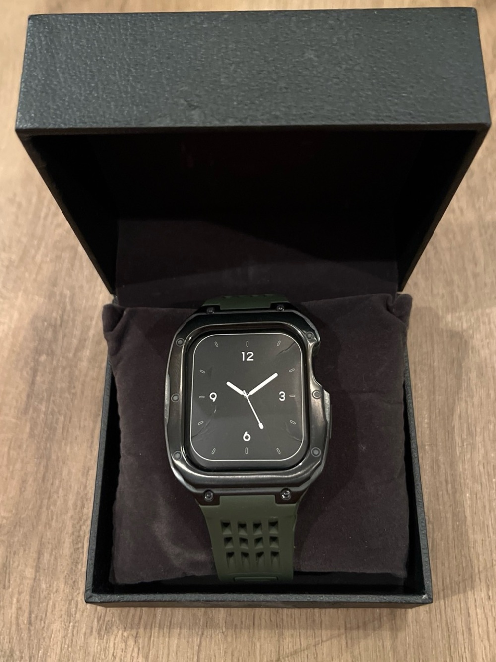 Source Unknown Men's Watch Sports band Green and Black
